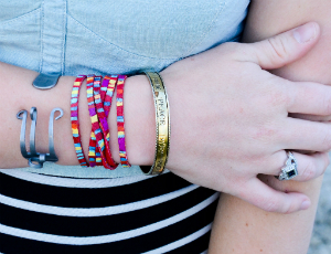 diy: heart friendship bracelets